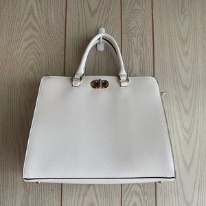 Dasien White w/ Black Trim Handbag